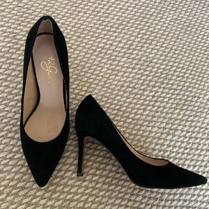 42 Gold - black suede pumps, size 7 (European 37.5)